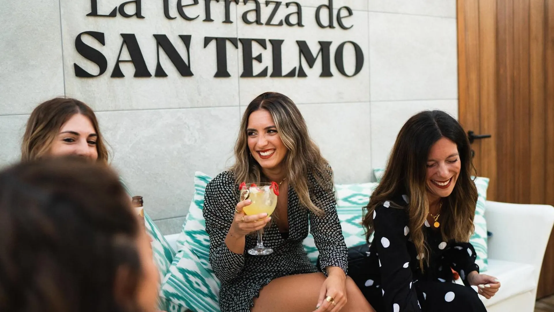 Apartamentos Málaga Premium - Calle San Telmo España
