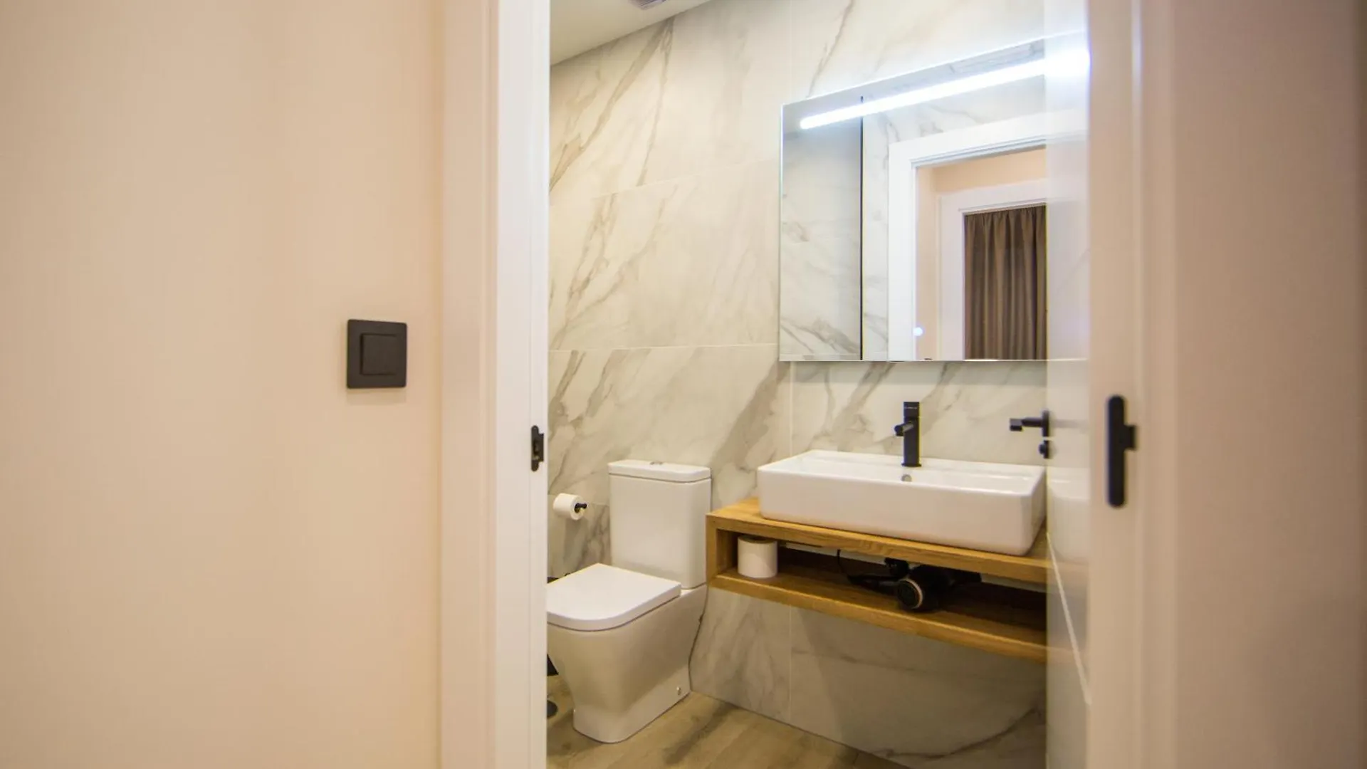 Apartamentos Málaga Premium - Calle San Telmo