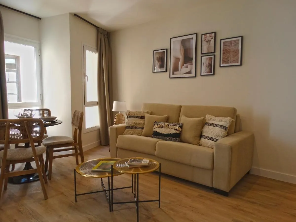 Apartamentos Málaga Premium - Calle San Telmo